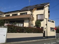 「東松山市Y様邸　外壁塗装：ハイパーユメロック、屋根：ガルバリウム鋼板カバー工法。」サムネイル