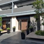 「マンションエントランス改修で変わる印象と資産価値」サムネイル
